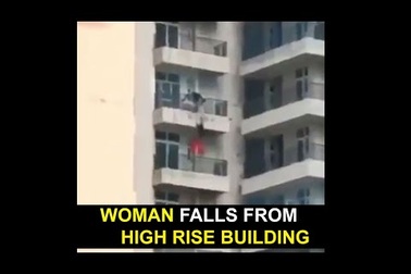 Kinh hoàng khoảnh khắc người phụ nữ rơi xuống từ tầng 9