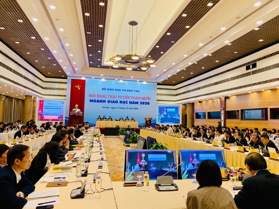 Nhiều tỉnh kiến nghị điều chỉnh định mức giáo viên, chỉ tiêu biên chế - 1