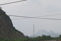 Nghi án cha đánh con gần chết, vứt ra nghĩa địa