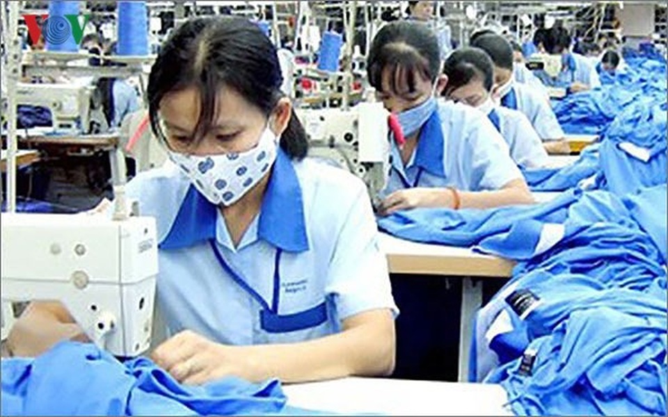 Từ năm 2021, nhân viên làm thêm đến 200 giờ/năm - 1 Từ năm 2021, nhân viên làm thêm đến 200 giờ/năm - 1