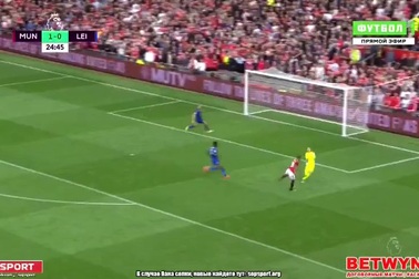 MU - Leicester: Rashford "bắn chim"