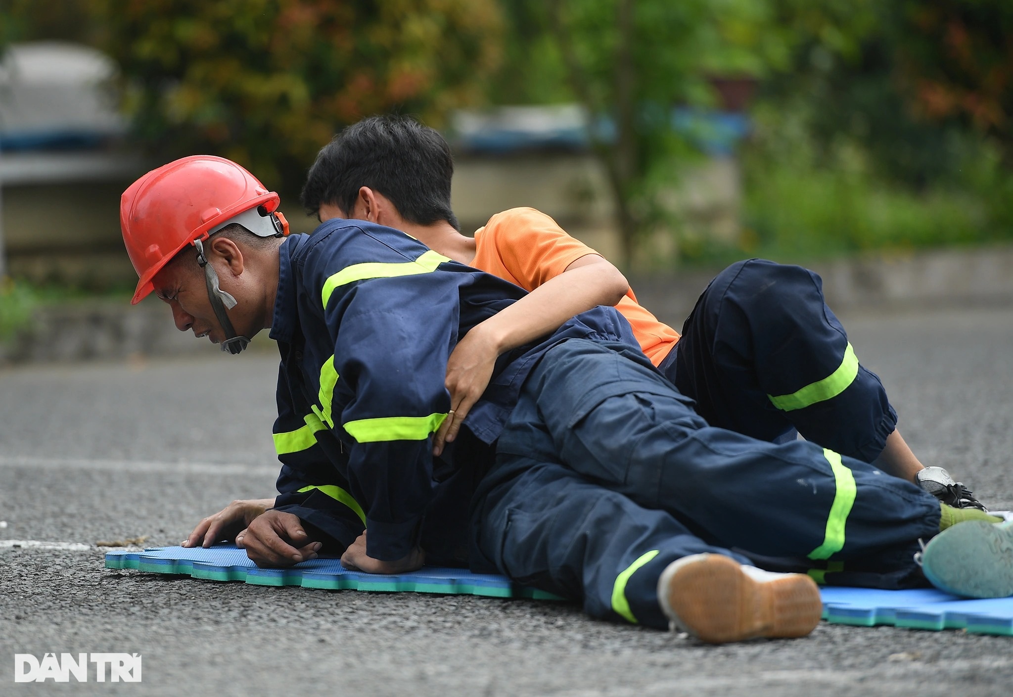 Ngày huấn luyện của hiệp sĩ cứu 4 người đuối nước ở biển Vũng Tàu - 6 Ngày huấn luyện của hiệp sĩ cứu 4 người đuối nước ở biển Vũng Tàu - 6
