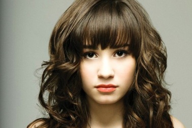 Sở hữu khuôn mặt thon gọn không cần dao kéo