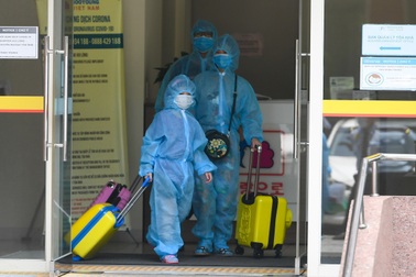 Phong tỏa 2 chung cư có ca dương tính là F1 cặp vợ chồng giám đốc Hacinco