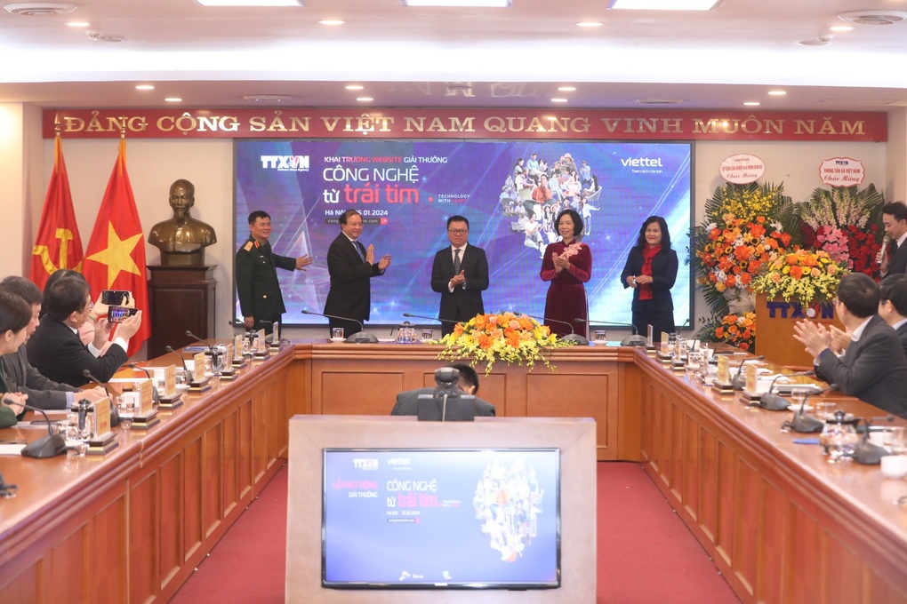 Phát động cuộc thi ảnh, video có tổng giá trị giải thưởng 1 tỷ đồng - 1 Phát động cuộc thi ảnh, video có tổng giá trị giải thưởng 1 tỷ đồng - 1