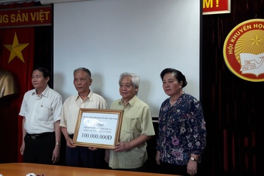 Quỹ Khuyến học Việt Nam hỗ trợ 100 triệu đồng tới Hội Khuyến học Sơn La khắc phục hậu quả do lũ
