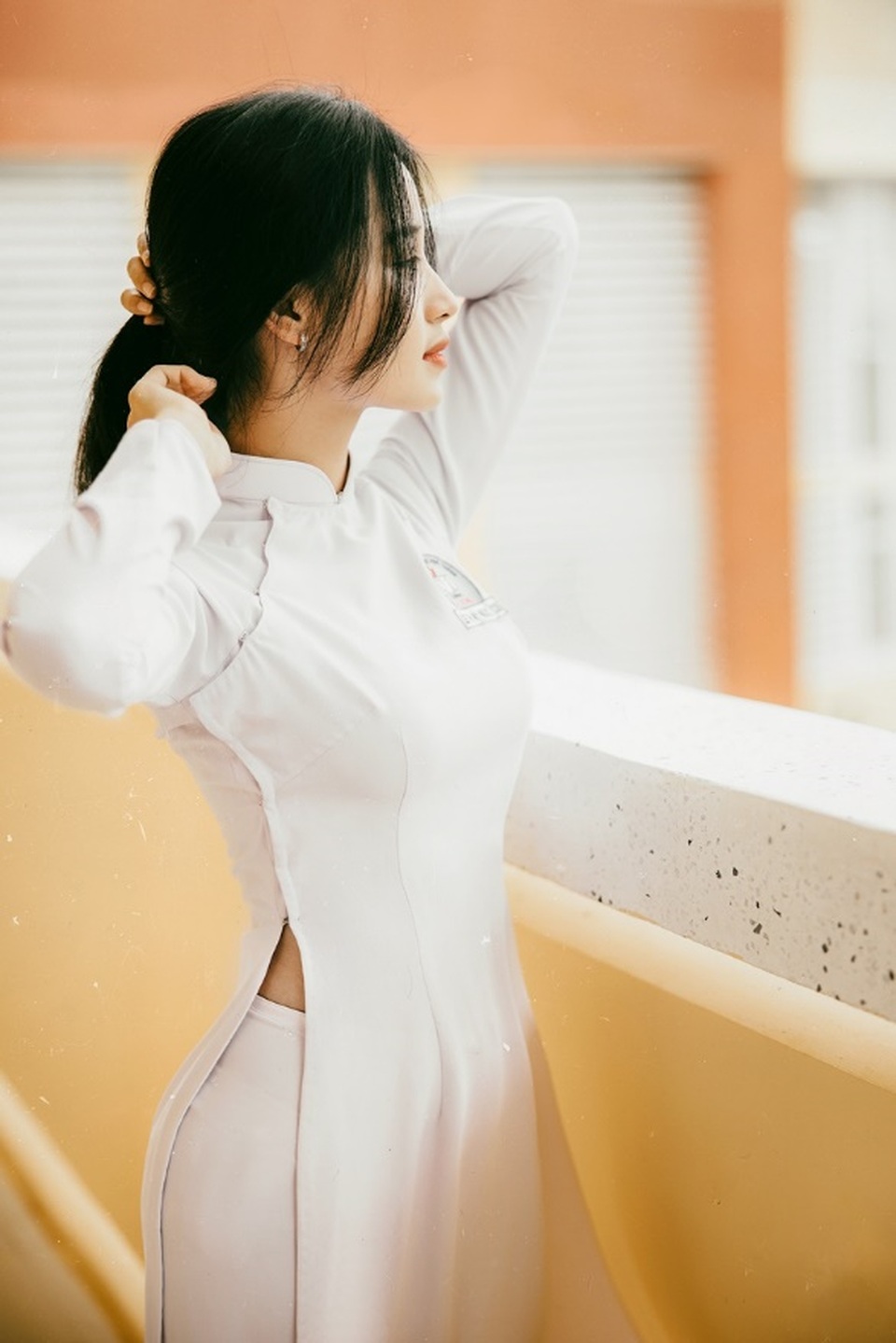 Nữ sinh 10X Đồng Tháp đẹp dịu dàng trong tà áo dài - 8 Nữ sinh 10X Đồng Tháp đẹp dịu dàng trong tà áo dài - 8