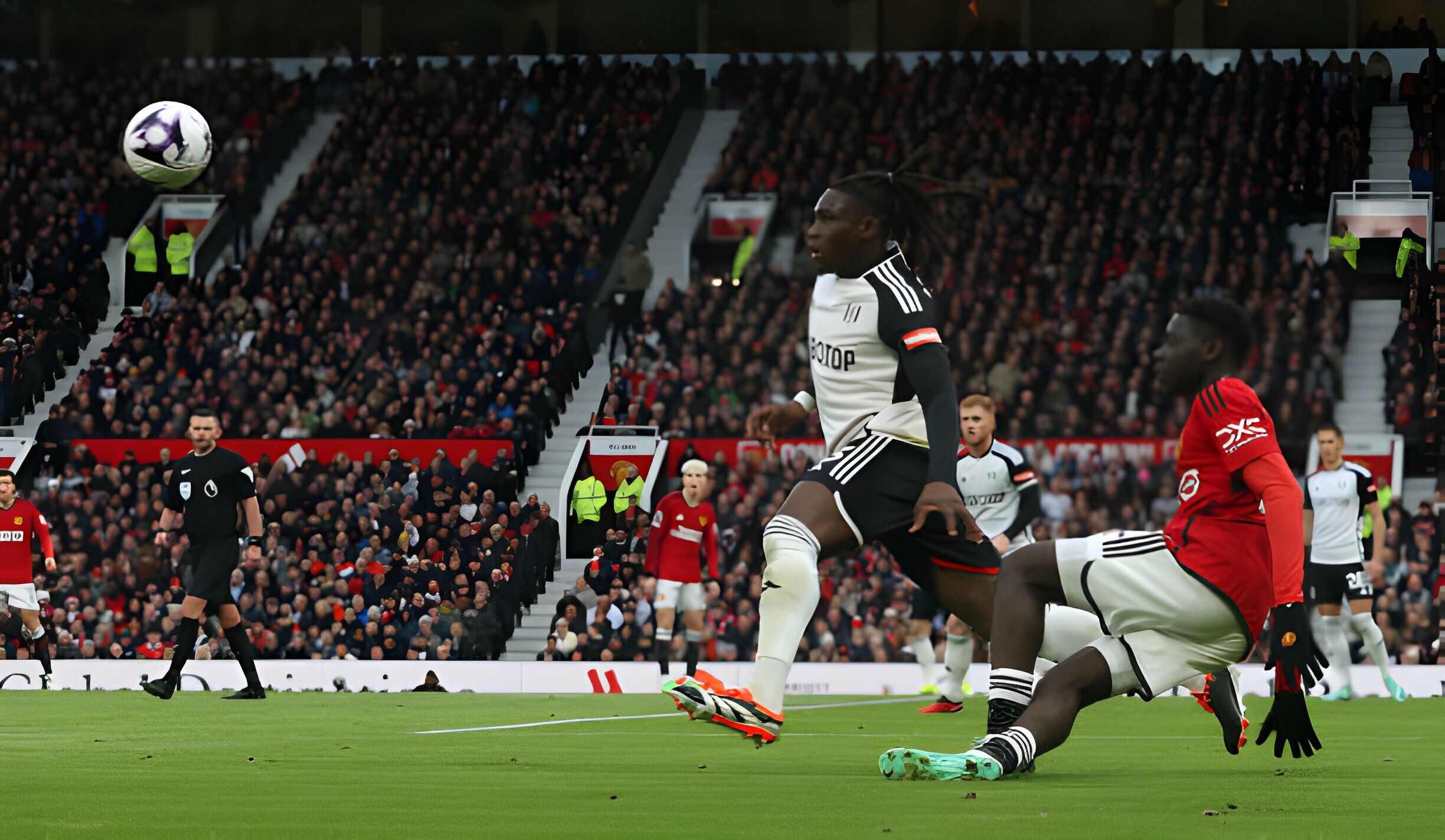 Công kém, thủ tồi khiến Man Utd ôm hận trước Fulham - 2