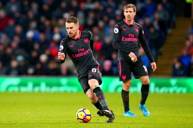 Arsenal trước cơ hội gia cố vị trí thứ tư Premier Leauge