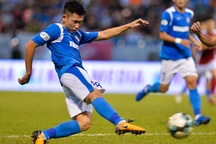 Hai Long và Việt Anh sắm vai trụ cột quan trọng ở U22 Việt Nam