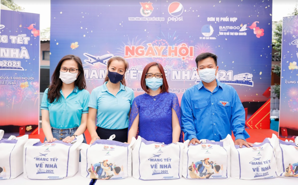 Cả nhà ơi con mang Tết về rồi đây! - 4 Cả nhà ơi con mang Tết về rồi đây! - 4