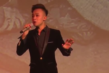 Giọng hát trưởng thành của Hồ Văn Cường