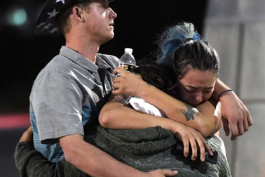 Nghi phạm vụ thảm sát tại Mỹ đã cải súng để tăng độ sát thương?