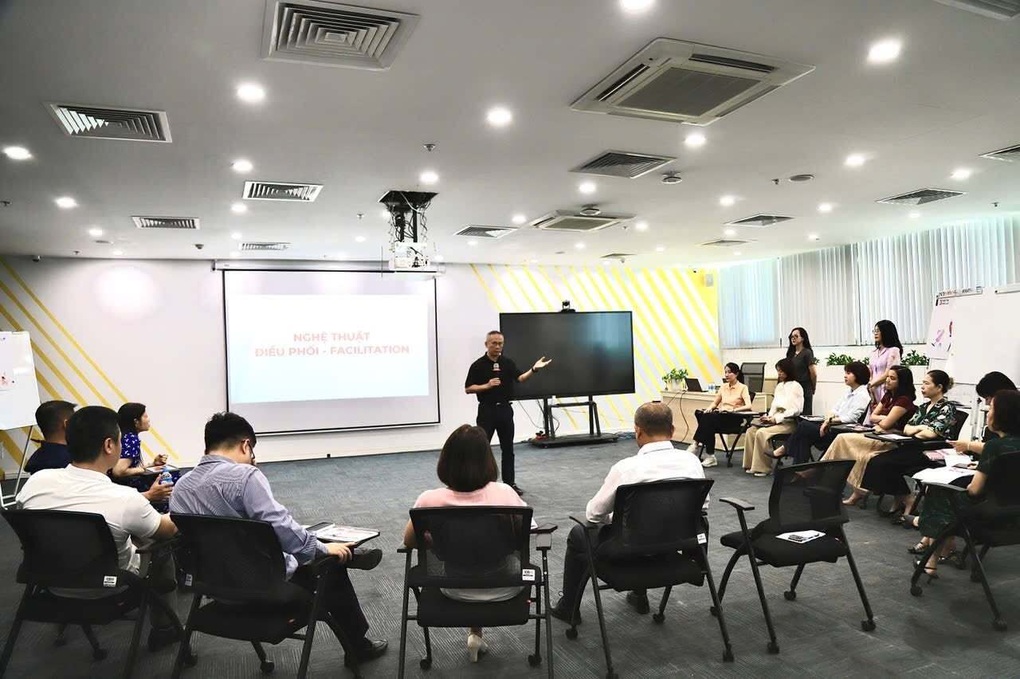 Văn hóa học tập - Nền móng cho hành trình vươn xa của ROX Group - 1 Văn hóa học tập - Nền móng cho hành trình vươn xa của ROX Group - 1