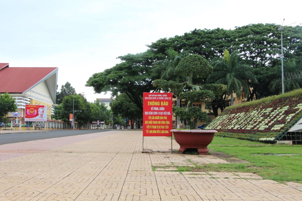 Thủ phủ vùng Tây Nguyên vắng lặng chưa từng thấy - 5 Thủ phủ vùng Tây Nguyên vắng lặng chưa từng thấy - 5