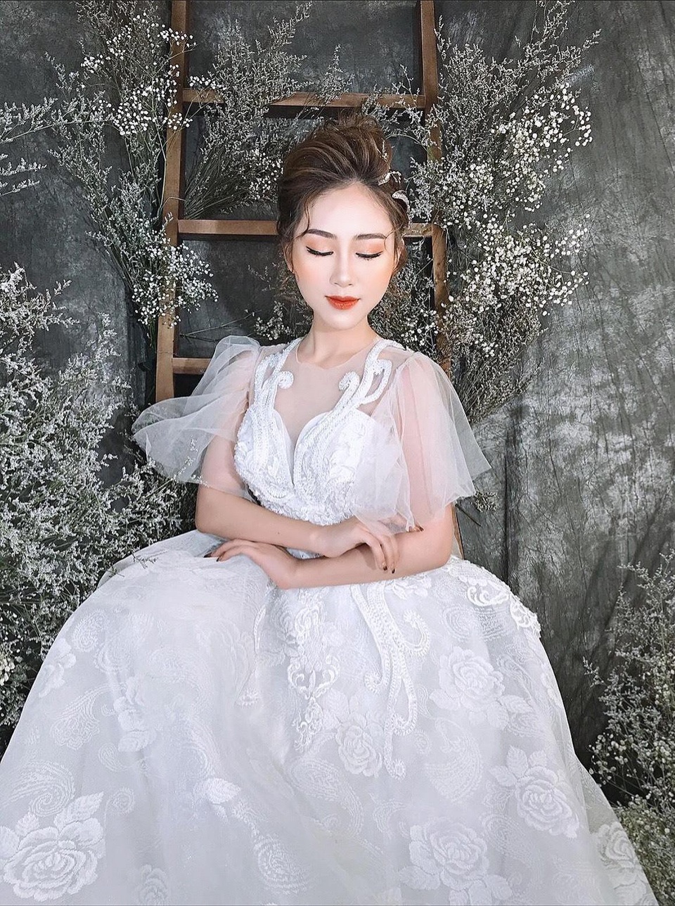Nàng thơ trường Ngoại ngữ đốn tim dân mạng với nét đẹp ngọt ngào - 2 Nàng thơ trường Ngoại ngữ đốn tim dân mạng với nét đẹp ngọt ngào - 2