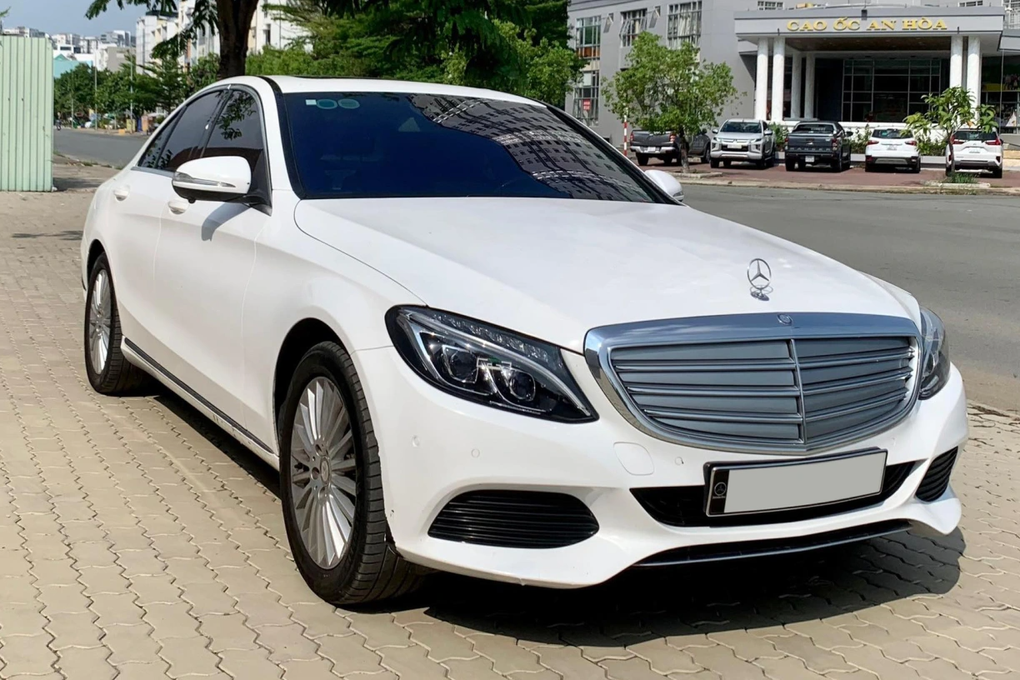 Chiếc Mercedes C250 trượt đăng kiểm được minh oan, chủ xe nói gì? - 1 Chiếc Mercedes C250 trượt đăng kiểm được minh oan, chủ xe nói gì? - 1