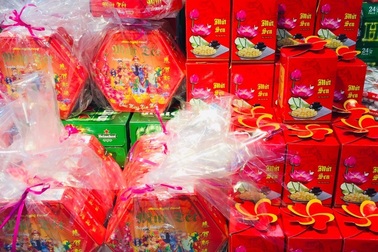 Ẩn họa đáng sợ món chân gà thơm lừng vỉa hè ngày đông về