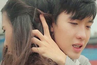 Cảm động phim ngắn chàng trai "ngược thời gian" cứu người yêu đã mất