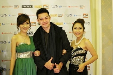 Xem “thầy phù thủy” Việt lai Rumani biến hóa ảo thuật