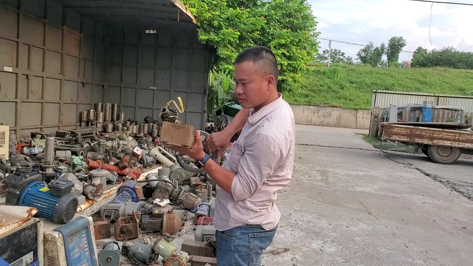 Kiếm trăm triệu đồng từ nghề mua của người chán, bán cho người cần - 2 Kiếm trăm triệu đồng từ nghề mua của người chán, bán cho người cần - 2