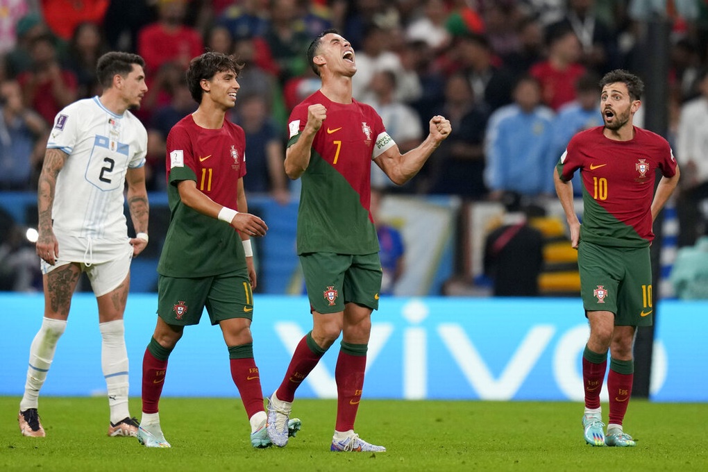 Bị chuyển bàn thắng sang Fernandes, Ronaldo lên tiếng - 1 Bị chuyển bàn thắng sang Fernandes, Ronaldo lên tiếng - 1