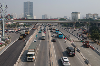 Hình ảnh 2 cầu vượt thép Mai Dịch dự kiến hoàn thành cuối tháng 3