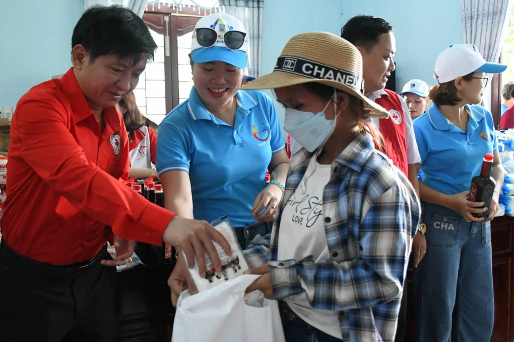 297146269_595173051959690_2043294360654191291_n.jpeg Chợ nhân đạo-Quảng Ngãi-Quốc Triều.jpeg