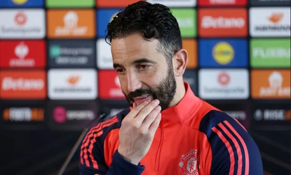 HLV Ruben Amorim bất ngờ quay ngoắt thái độ về tương lai ở Man Utd - 1 HLV Ruben Amorim bất ngờ quay ngoắt thái độ về tương lai ở Man Utd - 1