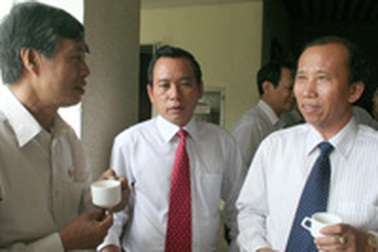 Hà Nội “đau” khi phải tiếp tục cắt đất canh tác