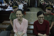 Tạm đình chỉ điều tra vụ án Hoa hậu Phương Nga lừa đảo