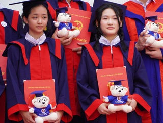 Khoảnh khắc trong veo tuổi 15, học sinh lớp 9 chào đón bước ngoặt mới - 6