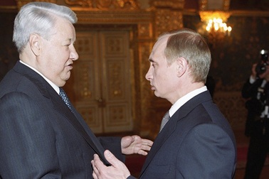 Tiết lộ các cuộc điện đàm giữa Yeltsin và Clinton về Putin