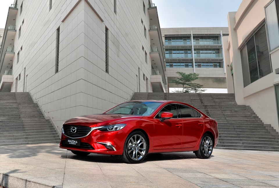 Cơ hội hấp dẫn sở hữu sedan phân khúc đẳng cấp nhất của Mazda - 2 Cơ hội hấp dẫn sở hữu sedan phân khúc đẳng cấp nhất của Mazda - 2