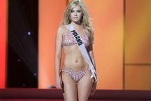 Mãn nhãn với phần trình diễn áo tắm của người đẹp Hoàn vũ