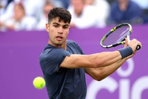 Alcaraz mất vị trí số hai thế giới vào tay Djokovic