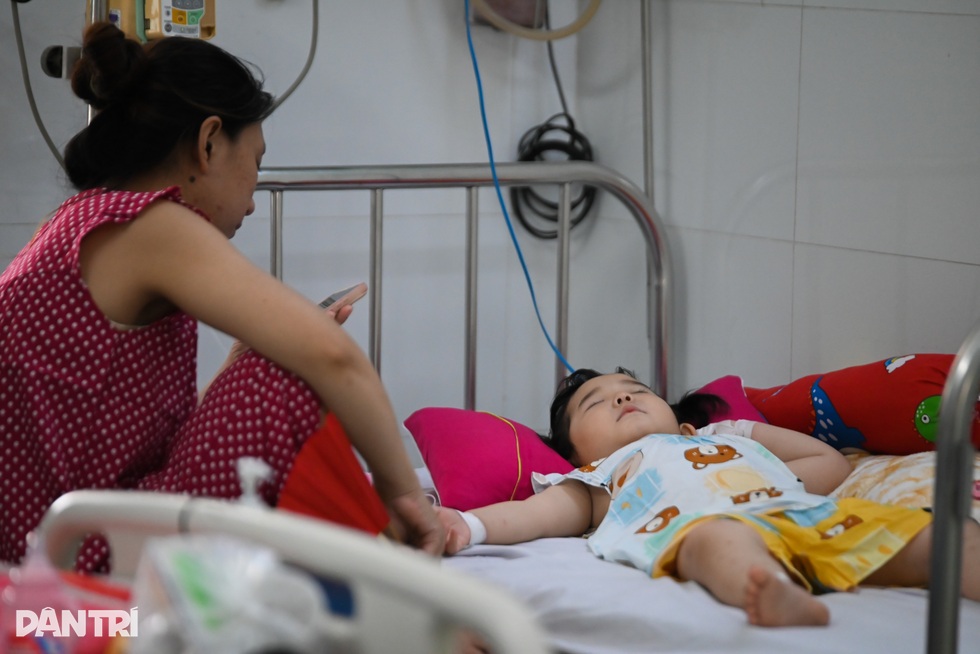 Gefahr sich überschneidender Epidemien: Ein Krankenhaus in Ho-Chi-Minh-Stadt ist bereit, die Zahl der Krankenhausbetten zu erhöhen – 4 Nguy cơ dịch chồng dịch, một bệnh viện ở TPHCM sẵn sàng mở rộng giường bệnh - 4