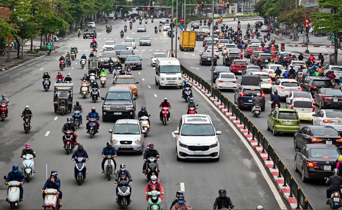 Đề nghị bổ sung xử phạt hành vi 'không thực hiện các biện pháp phòng chống dịch' khi tham giao thông - Ảnh 1.