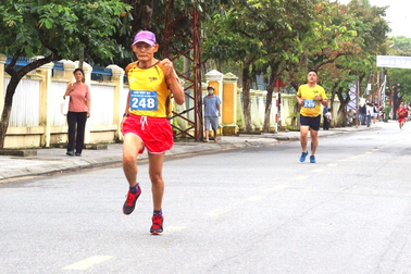 Hơn 1.000 người chạy vì Di sản Văn hóa thế giới Hội An 2023