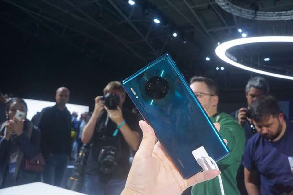 Huawei bất ngờ bán Mate 30 Pro tại Việt Nam, cài Harmony OS - 1 Huawei bất ngờ bán Mate 30 Pro tại Việt Nam, cài Harmony OS - 1