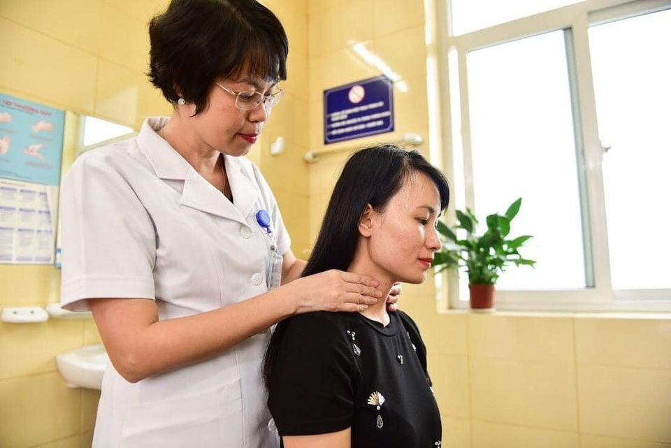 Vì sao ung thư tuyến giáp ngày càng gia tăng - 1 Vì sao ung thư tuyến giáp ngày càng gia tăng - 1