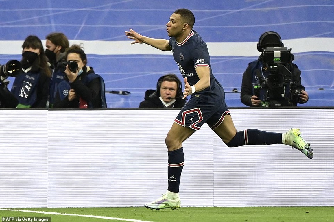 Ngược dòng hạ PSG, Real Madrid tiến vào tứ kết Champions League - 2 Ngược dòng hạ PSG, Real Madrid tiến vào tứ kết Champions League - 2