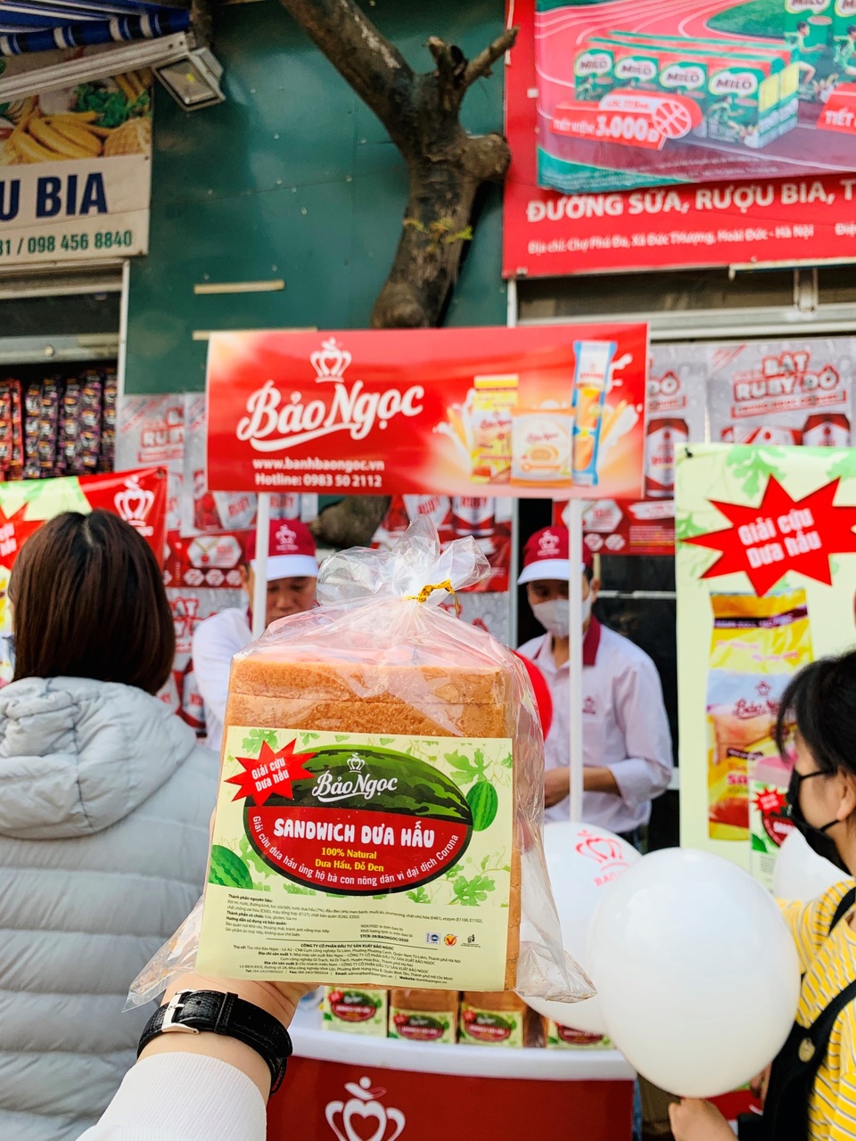 Doanh nghiệp Hà Nội cho ra đời bánh sandwich “giải cứu dưa hấu” trên thị trường - 3 Doanh nghiệp Hà Nội cho ra đời bánh sandwich “giải cứu dưa hấu” trên thị trường - 3