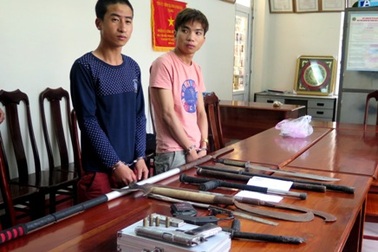 Bắt nhóm buôn bán ma túy thủ “hàng nóng”