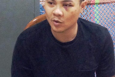 Va quẹt xe, Việt kiều Mỹ rút dao đâm thấu tim đối phương