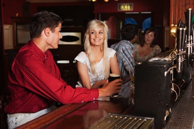 Giải mã ngôn ngữ cử chỉ của chàng