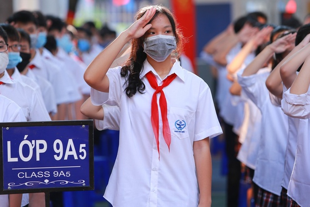 Hà Nội: Khai giảng năm học mới tại một trường và truyền hình trực tiếp - 1 Hà Nội: Khai giảng năm học mới tại một trường và truyền hình trực tiếp - 1