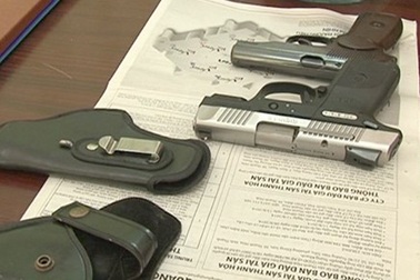 Các đối tượng khai đã mang trót lọt 70 bánh heroin vào TP HCM