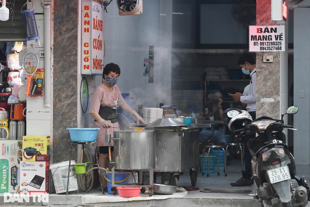 Hà Nội cho phép mở hàng quán tại một số quận, huyện - 1 Hà Nội cho phép mở hàng quán tại một số quận, huyện - 1