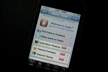 Phá khóa điện thoại không vi phạm pháp luật